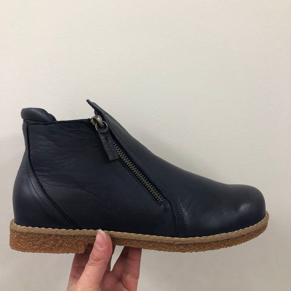 Rilasarre Tallow 4 Colours ~ Navy ~ Black ~ Cognac ~ Elmwood ~ Leather Boot