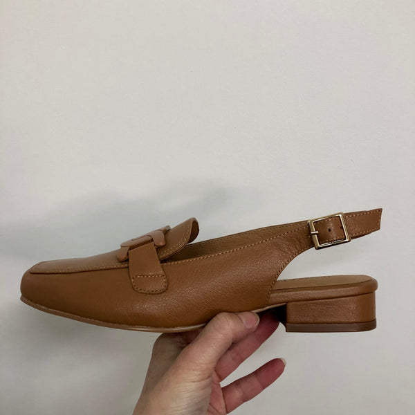 Django & Juliette Bossy 3 Colours ~ Tan ~ Black ~ Almond