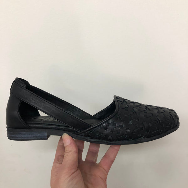 Sala ~ Cressa ~ 2 Colours ~ Black ~ Coconut