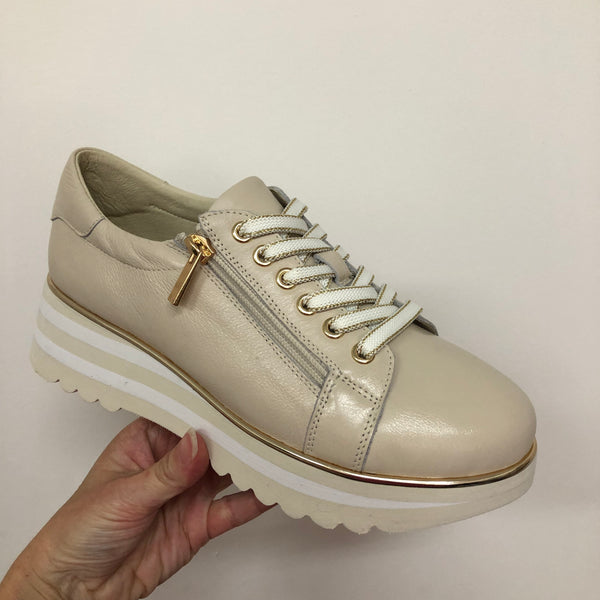 Django & Juliette Eammes ~ Black ~ White ~ Almond ~ Navy ~ Red ~ Leopard ~ Leather