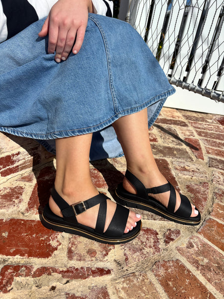 I Love Billy Buggin ~ Black ~ Tan