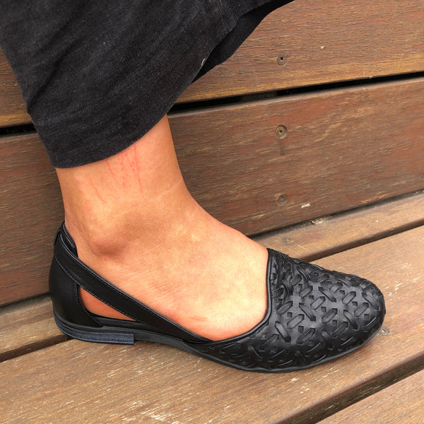 Sala ~ Cressa ~ 2 Colours ~ Black ~ Coconut