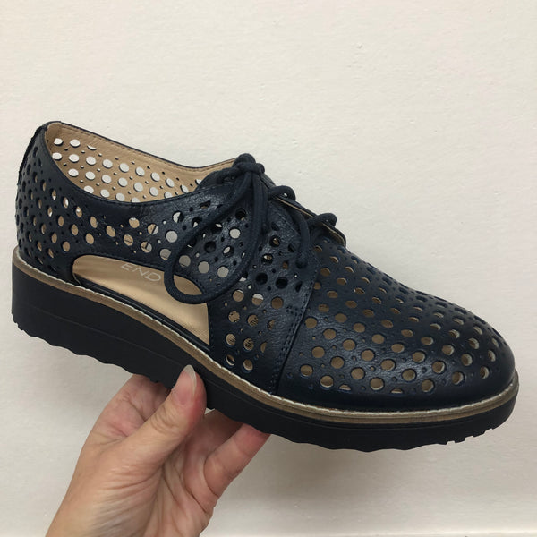 Top End Onstage ~ Tan ~ Black ~ Navy ~ Silver ~ White ~ Soft Gold ~ Black/Black ~ Navy/Navy ~ Denim