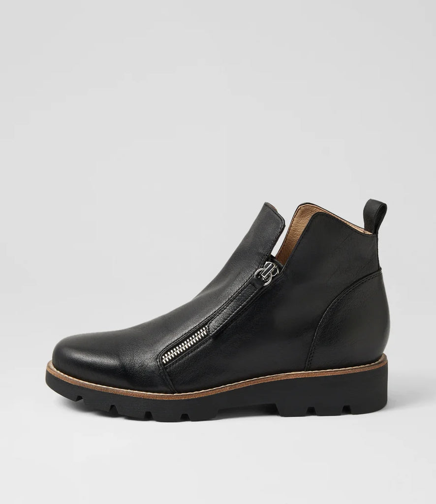 Django & Juliette ~ 2 Colours ~ Dottiz ~ Black ~ Chocolate ~ Leather Boot
