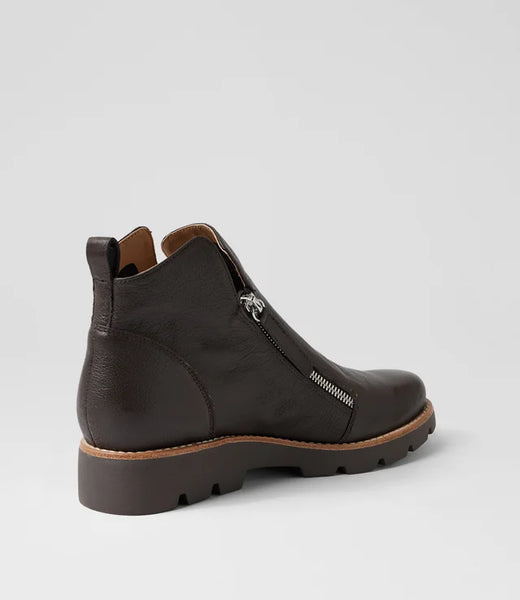 Django & Juliette ~ 2 Colours ~ Dottiz ~ Black ~ Chocolate ~ Leather Boot