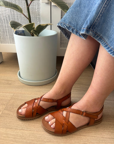 Trisoles Fargo 674 Black ~ Tan ~ Brown ~ Leather