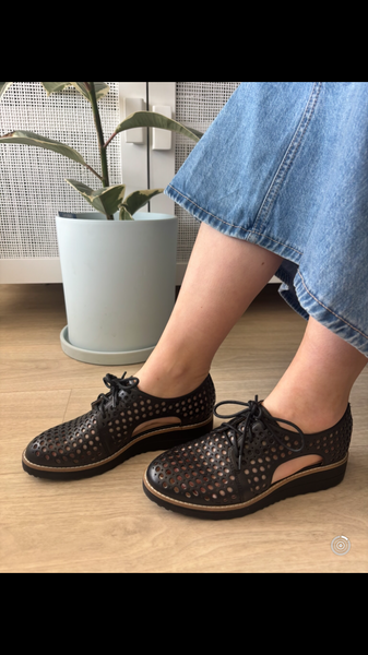 Top End Onstage ~ Tan ~ Black ~ Navy ~ Silver ~ White ~ Soft Gold ~ Black/Black ~ Navy/Navy ~ Denim