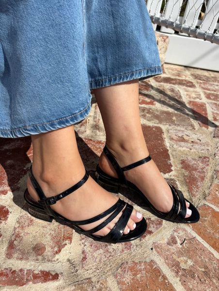 Django & Juliette Till ~ Patent Black ~ Patent Cafe ~ Patent Ivory ~ Leather