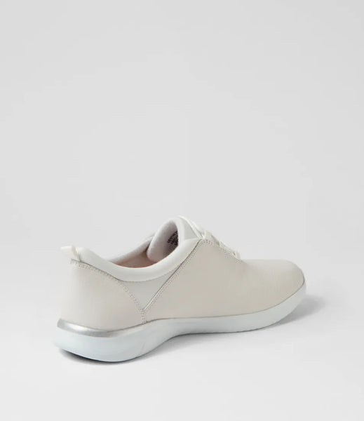 Ziera Fox ~ Black/White ~ Black/Black ~ Almond ~ Optic White