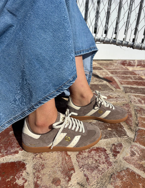 Goodsole Paralell  4 Colours ~ Pink/Red ~ Walnut ~ Navy ~ Black ~ Leather ~ White Canvas ~ Green