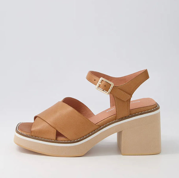 Django and Juliette Jemi ~ Tan ~ Black ~ Vanilla ~ Leather