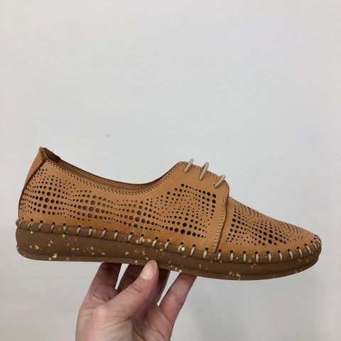 Sala Reva Tan Leather