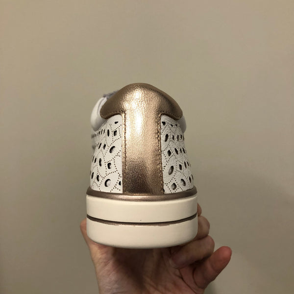 Ziera Ayleen W ~ Navy ~ Black ~ Almond ~ White/RoseGold ~ Leather