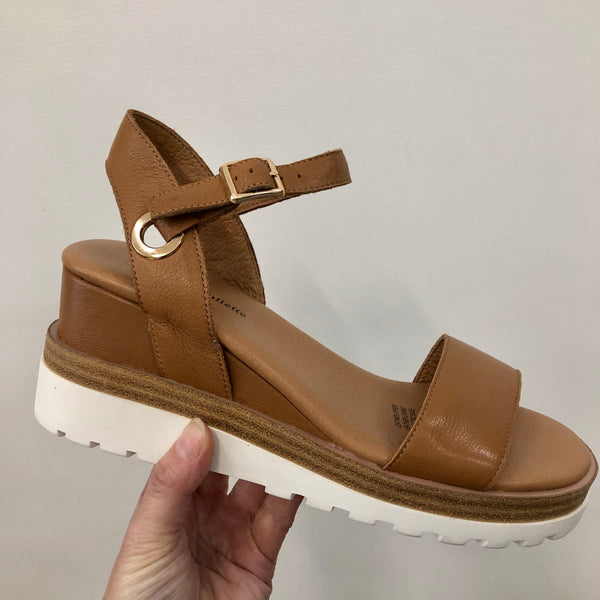 Django & Juliette Boogly 5 Colours ~ Tan ~ Black ~ White ~ Almond ~ All Black ~ Leather Wedge