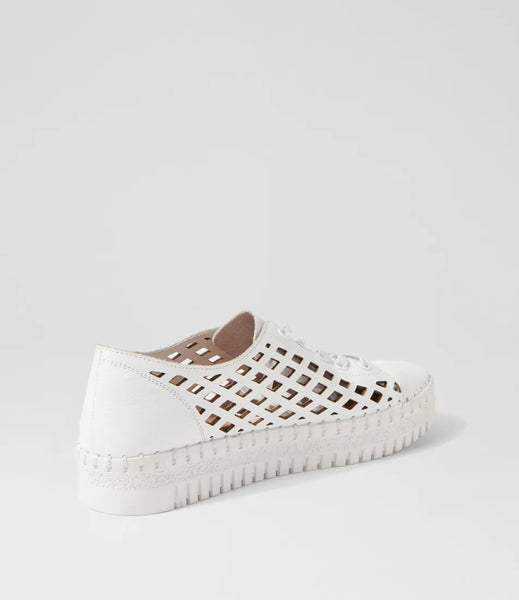 Django & Juliette Mandle ~ White ~ Black ~ Almond ~ Tan ~ Leather