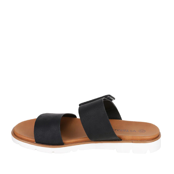 CC Resorts VS Treads Yoman ~ Black ~ Tan ~ White