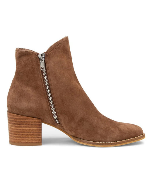 Django & Juliette ~ Mockas ~ 4 Colours ~ Black ~ Chocolate Light Suede ~ Almond ~ Cognac