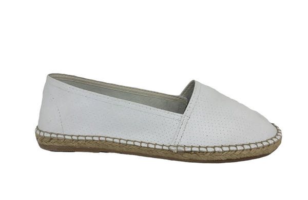 Macarena Dam ~ Black ~ Red ~ White ~ Leather