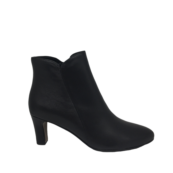 Django & Juliette Tomie Leather Boot ~ Black ~ Nude