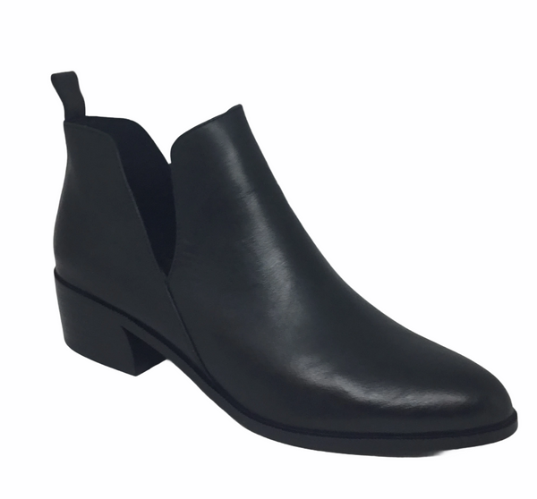 Django & Juliette Cruz Leather Boot ~ Black