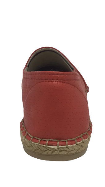 Macarena Dam ~ Black ~ Red ~ White ~ Leather