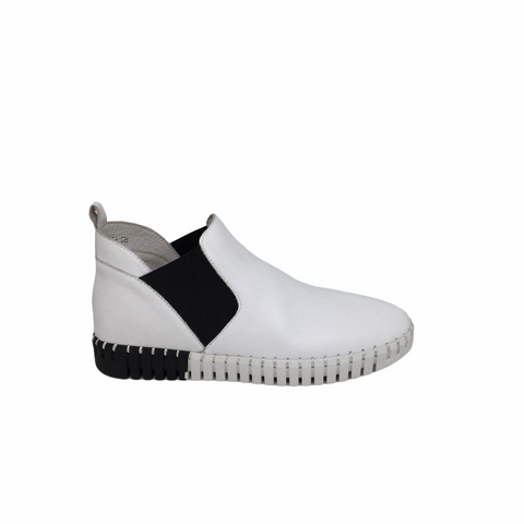 Django & Juliette Lucksa Boot 2 Colours ~ Black ~ White ~ Leather