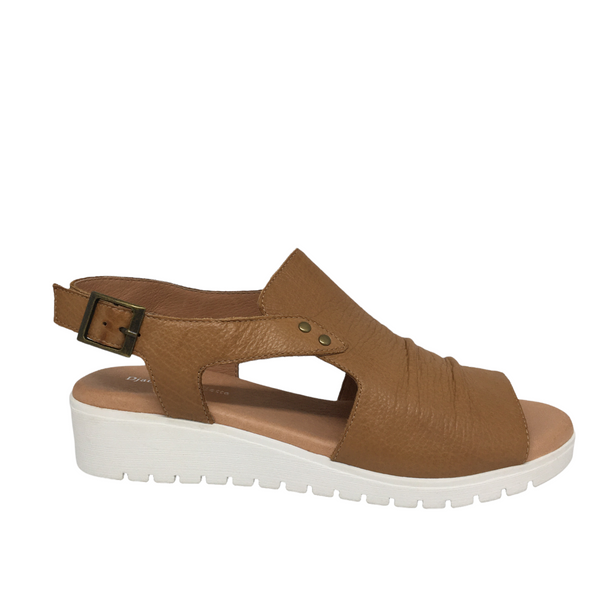 Django & Juliette Madis Leather Sandal ~ Tan ~ Black