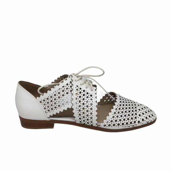 Top End Coster ~ Black ~ Tan ~ White