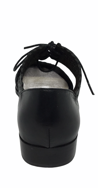 Top End Coster ~ Black ~ Tan ~ White