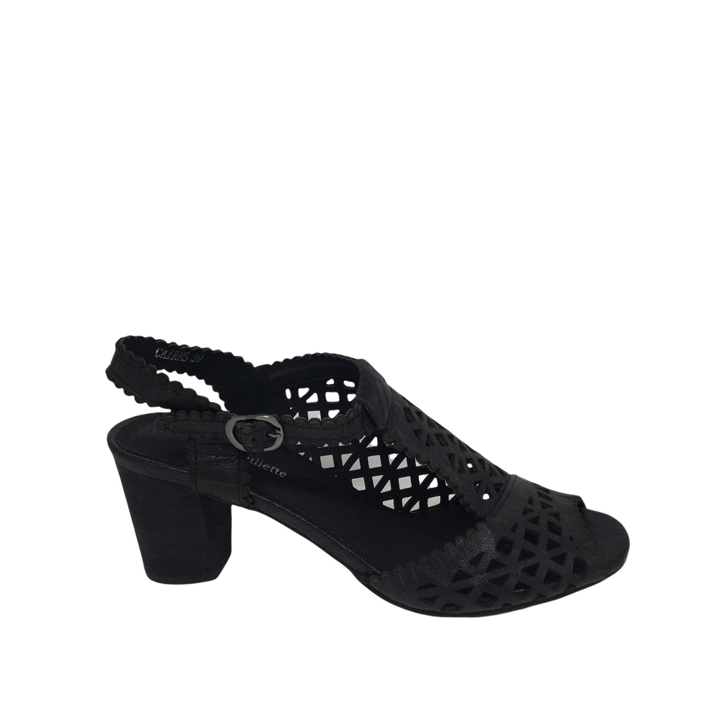 Django & Juliette Cairns ~ Black