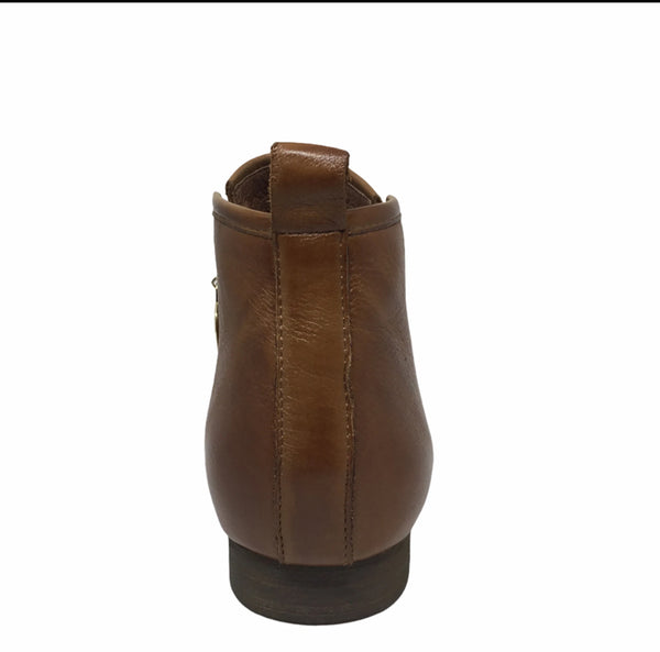 Django & Juliette Gingerly Leather Boot ~ Tan ~ Black