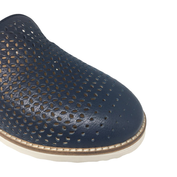 Top End Orvel ~Tan ~ Navy