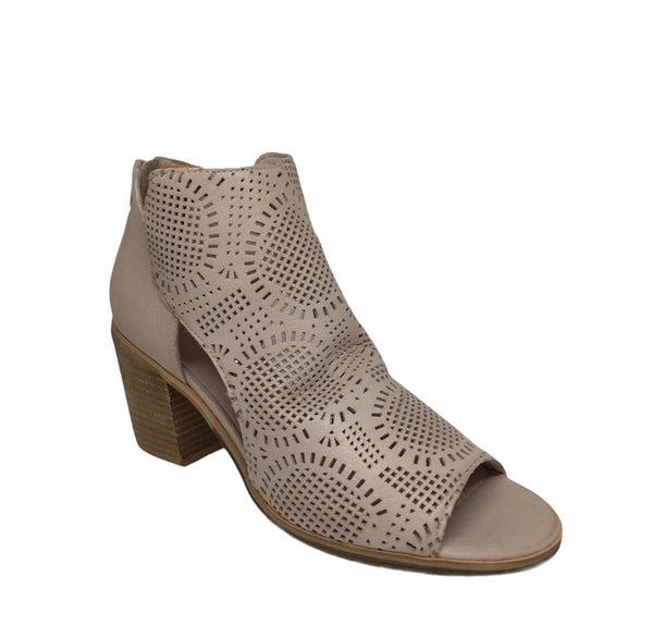 Top End Getit ~ Black ~ Tan ~ Silver