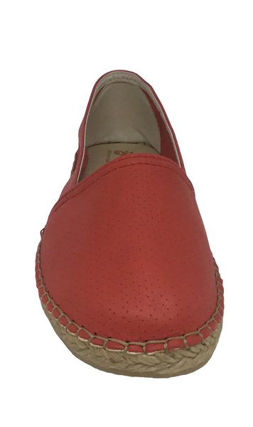 Macarena Dam ~ Black ~ Red ~ White ~ Leather