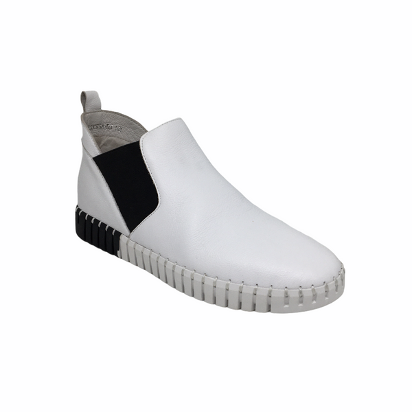 Django & Juliette Lucksa Boot 2 Colours ~ Black ~ White ~ Leather