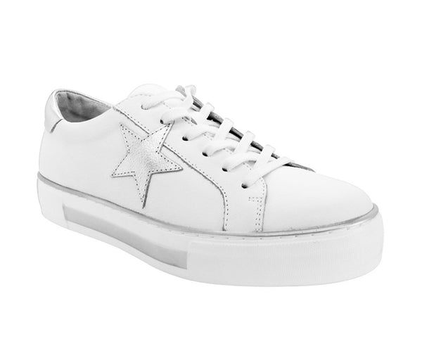 Django & Juliette Fonno ~ White