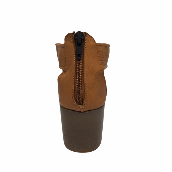 Bueno Cedric  Leather Heel 4 Colours ~ Navy ~ Black ~ Beige ~ Tan