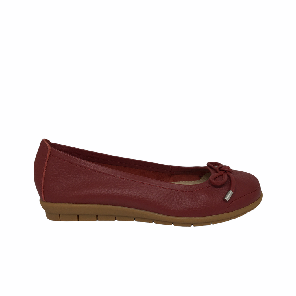 CC Resorts Virginia Leather ~ Red