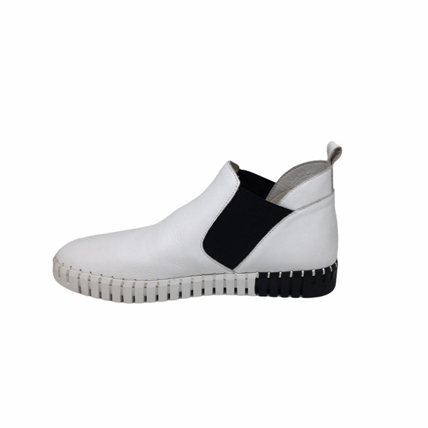 Django & Juliette Lucksa Boot 2 Colours ~ Black ~ White ~ Leather