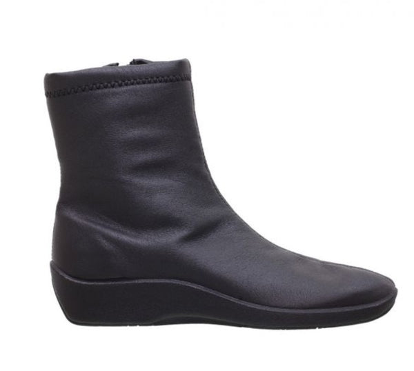 Arcopedico Women L8 ~ Black ~ Caffe