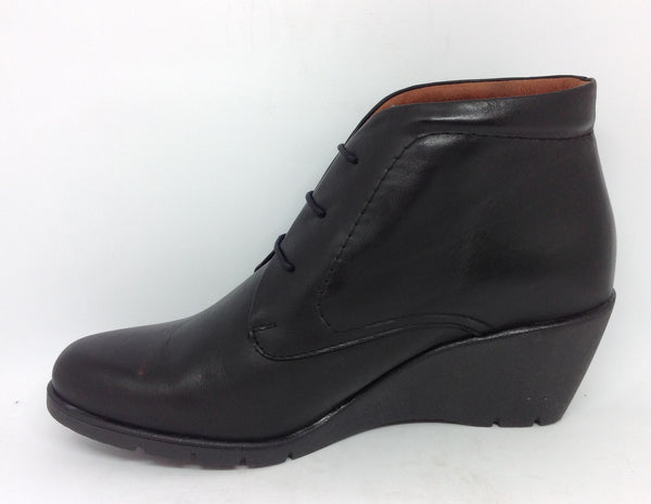 The Flexx Dango Black Leather Wedge