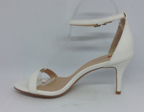 I Love Billy Connie White Smooth Heel