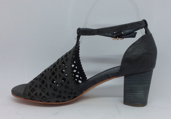 Django & Juliette Cavila ~ Teal ~ Tan ~ Leather Heel